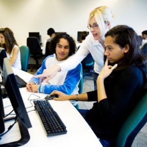 international_students_on_campus_usegtours