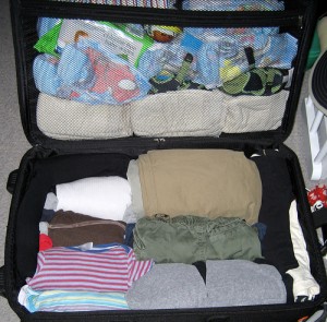 mad packing tomeppy mad packing tomeppy 300x295 5 Packing & Traveling Tips for Students